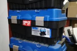 Carbo szerszámosláda.