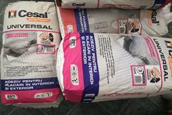 Cesal Universal zsákos kiszerelésben.